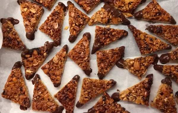 Mogyorós háromszögek